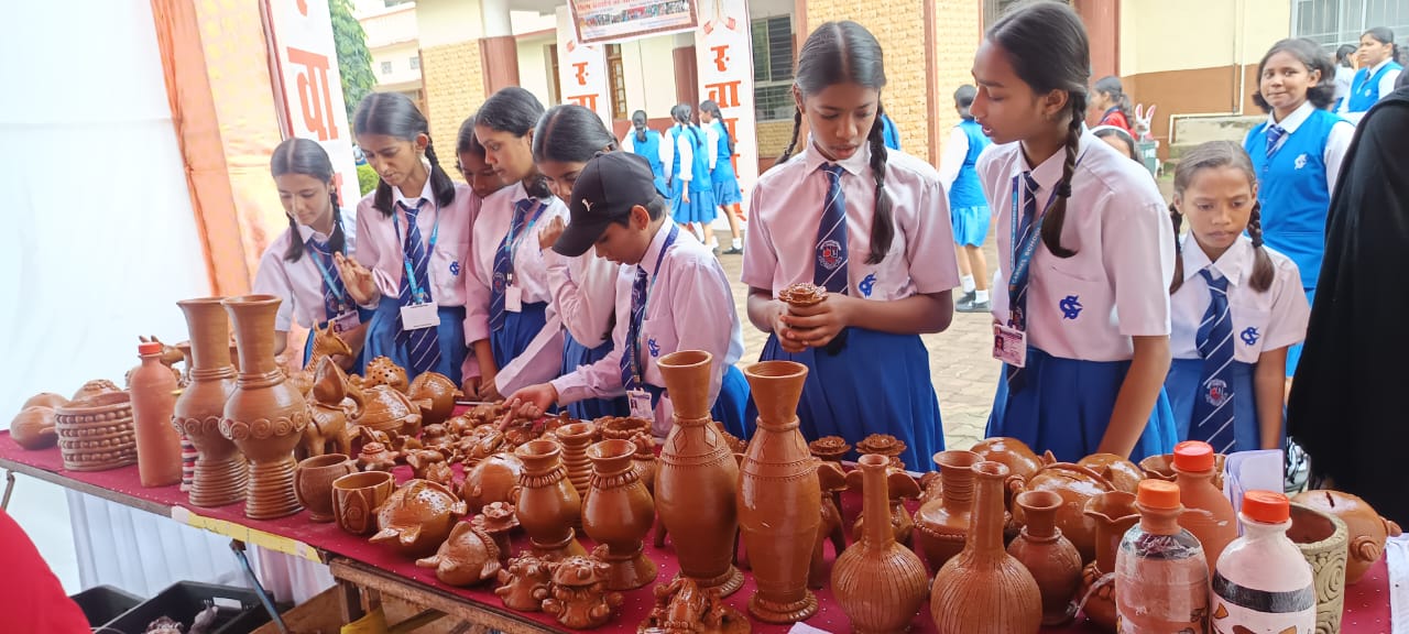 Handicraft Gallery Image